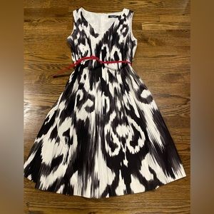 Ellen Tracy Black & White Patterned Dress